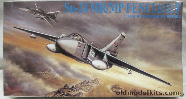 DML 1/72 Su-24 MR/MP Fencer E/F, 2516 plastic model kit